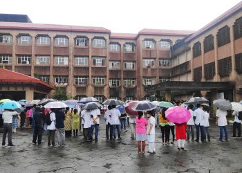 आन्दोलनकारीले वीपीका पदाधिकारी चढ्ने गाडीको चाबी खोसे, रिले अनसनको घोषणा (भिडियो सहित)