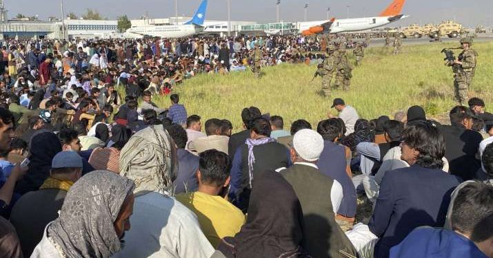 अफगान संकट : अमेरिकाले उद्धारका लागि थप १८ विमान परिचालन गर्ने