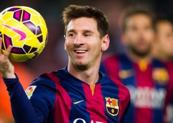 १७ वर्ष पछि बार्सिलोना छोड्दै मेसी