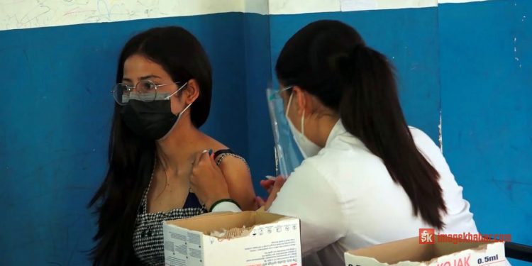 चिनमा १ अर्व बढिले कोरोना बिद्धको खोपा