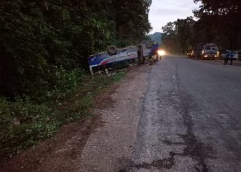 काठमाडाैं जाँदै गरेकाे बस कपिलवस्तुमा दुर्घटना, १८ यात्रु घाइते