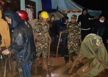 पहिरोले घर पुरिँदा एकै परिवारका तीन जनाको ज्यानको मृत्यु