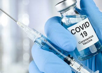 कोभिड खोप लगाएका वेलायती महिलामा देखियो यस्तो समस्या