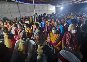 इटहरीमा एमाले लगायतका पार्टीबाट करिव १ सय स्थानीय नेताहरु कांग्रेसमा प्रवेस