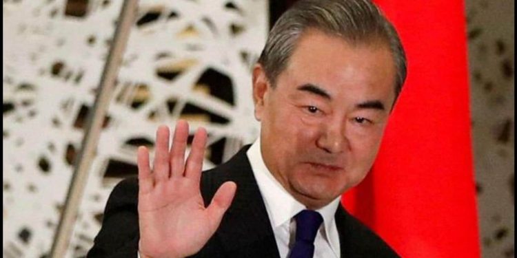 नेपाल भ्रमणमा हाइकिङ गर्न छुटाउँदैनन् चिनियाँ विदेशमन्त्री वाङ यी