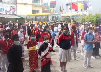 संस्कृतिप्रतिको चासो र महत्व बुझाउन मोडर्न प्रिपेरेटोरीमा सातामा एकदिन मौलिक पोसाक लागु