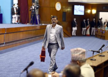 आर्थिक वृद्धिदर ५.८ प्रतिशत हुनेछ – अर्थमन्त्री शर्मा