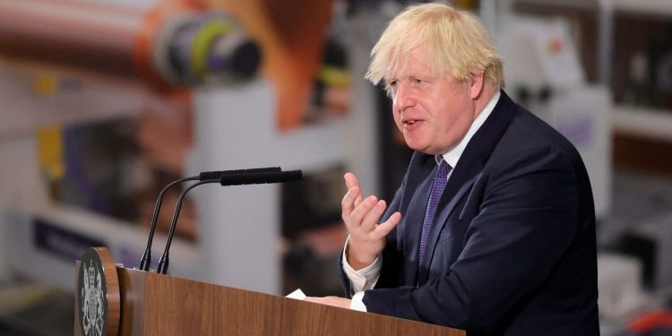 बेलायतका प्रधानमन्त्री जोनसनले दिए पदबाट राजीनामा