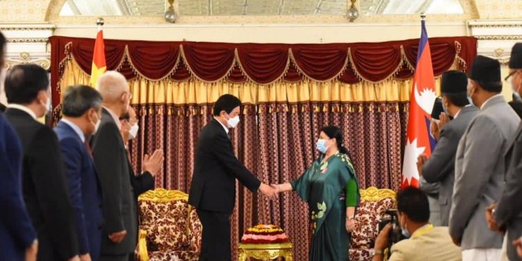  राष्ट्रपति भण्डारीसँग चीनको राष्ट्रिय जनकंग्रेसका अध्यक्ष लीको भेटवार्ता