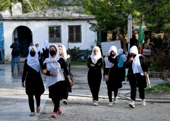 विद्यालयहरू पुनः खोल्ने पक्षमा पक्षमा अफगान नागरिक, खोल्ने पक्षमा ९० प्रतिशत दिए मत