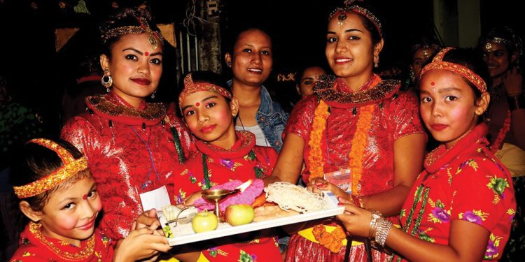 तिहारमा प्रहरीको अनुरोध – देउसीभैलो रातको नौ बजेसम्म मात्र खेल्नु