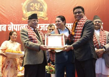 पत्रकार भण्डारी र वन्त पुरस्कृत