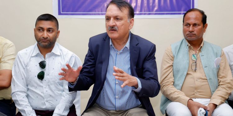 कांग्रेस केन्द्रीय समितिको बैठकमा नयाँ प्रयोग भयोः अर्थमन्त्री डा. महत