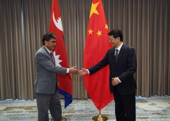 योजना आयोगका उपाध्यक्ष र चिनियाँ समकक्षीबीच भेटवार्ता