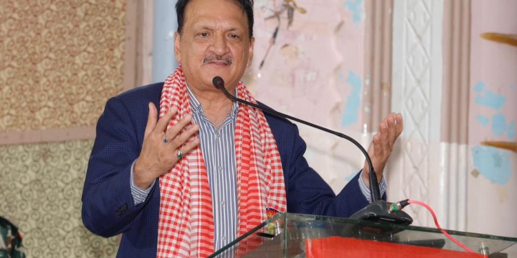 अनुशासनको कमी कांग्रेसको कमजोरी बन्यो : अर्थमन्त्री डा. महत