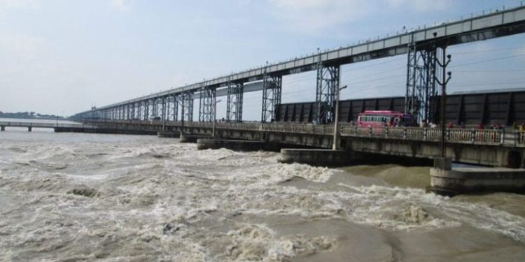 पानीको बहाव बढे पछि कोशी ब्यारेजको ५६ वटै ढोका खोलियो,सबै सर्तक बस्न आग्रह