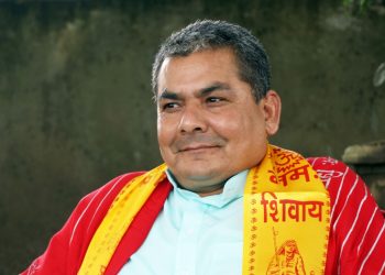 दुर्गा प्रसाईंप्रति आक्रामक बन्दै एमाले – पक्राउ गर्न सरकारलाई दबाव