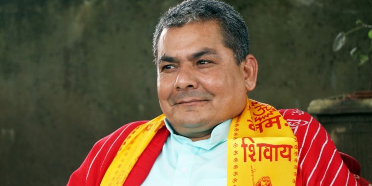 दुर्गा प्रसाईंप्रति आक्रामक बन्दै एमाले – पक्राउ गर्न सरकारलाई दबाव