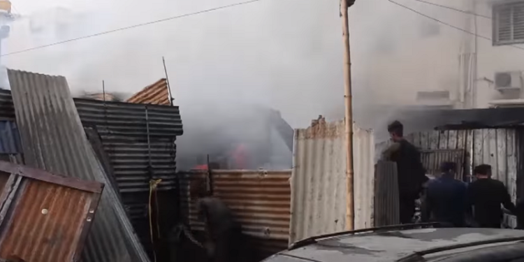 बिराटनगरमा भएको आगलागीमा ज्यान गुमाउनेको संख्या तीन पुग्यो