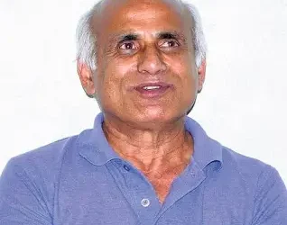 डा. गोबिन्द केसी आमरण अनसन बस्ने