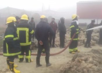 मोरङको कटहरीमा ट्रकमा लोड गरिएको जुटमा आगलागी