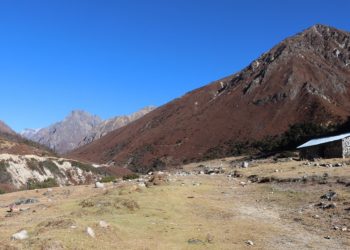 हिमाली बस्ती नै हिउँको प्रतीक्षामा, अनिकाल लाग्ने पीरमा स्थानीय