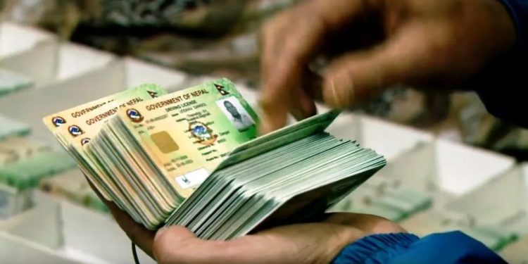 एक लाख फर्जी सवारी लाइसेन्स प्रकरण : अख्तियार र सिआइबीको छानबिन सुस्त