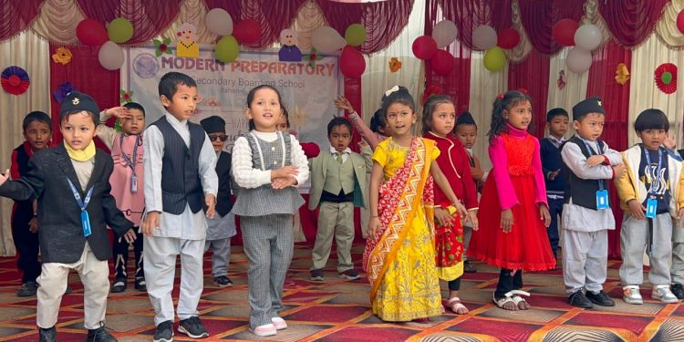 बच्चाहरुको उचित विकासको लागि हजुरबा–हजुरआमाको साथ महत्वपूर्ण हुन्छ : प्रा.डा. न्योपाने