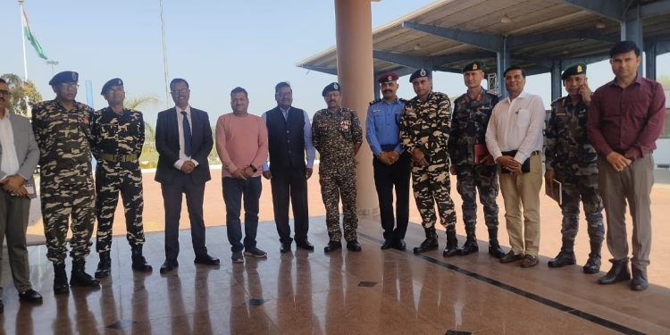 सीमा क्षेत्रमा सुरक्षा र निर्वाचनका विषयमा नेपाल र भारतका उच्च अधिकारीबीच भेटवार्ता