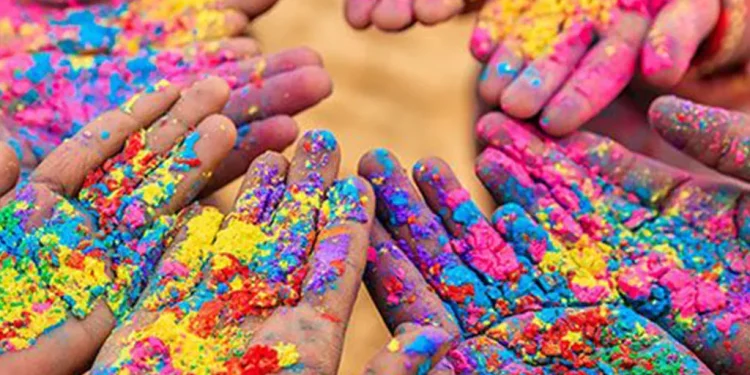 आज तराईमा फागुपर्व मनाइँदै, तराईका जिल्लामा सार्वजनिक विदा