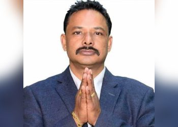 इलाम २ डम्बर खड्कालाई उम्मेद्धार बनाउने कांग्रेसको निर्णय ,को हुन् खड्का ?