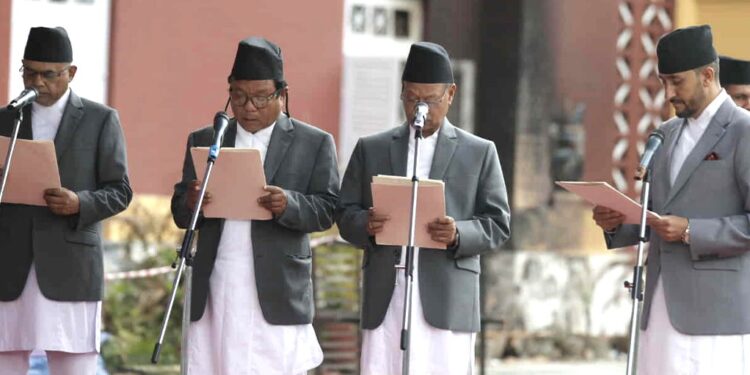 नवनियुक्त चार मन्त्रीले लिए शपथ